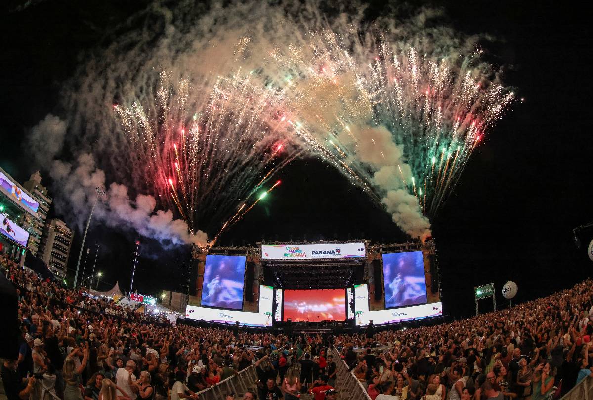 Shows gratuitos em Matinhos atraem público no fim de semana