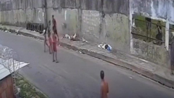 Violência na Avenida Silves: Homem é Morto em Ataque Brutal Próximo à Bola da Suframa