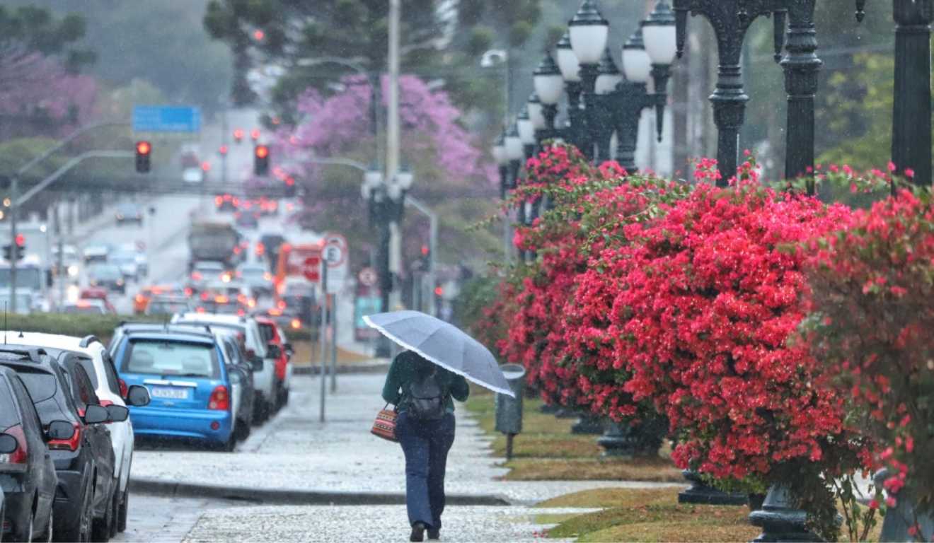 Paraná sob Alerta: Outubro Começa com Chuvas e Frente Fria, Aponta Simepar