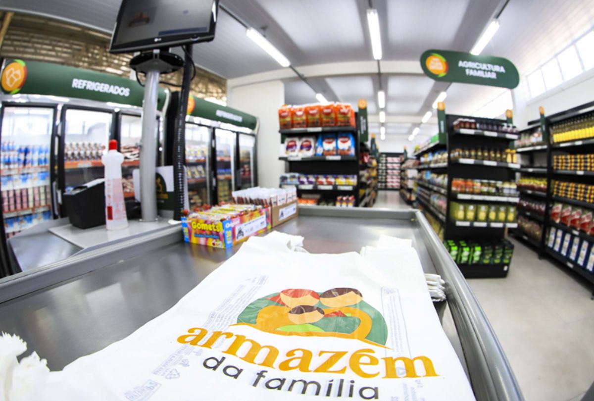 Economize no Armazém da Família: Feijão a R$2,99 e outras ofertas imperdíveis em Curitiba!