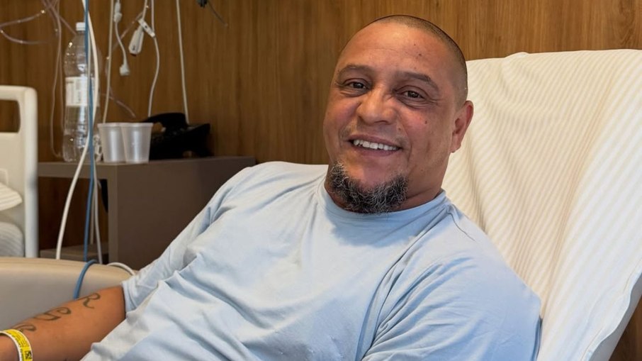Recuperação de Roberto Carlos é bem-sucedida após cirurgia