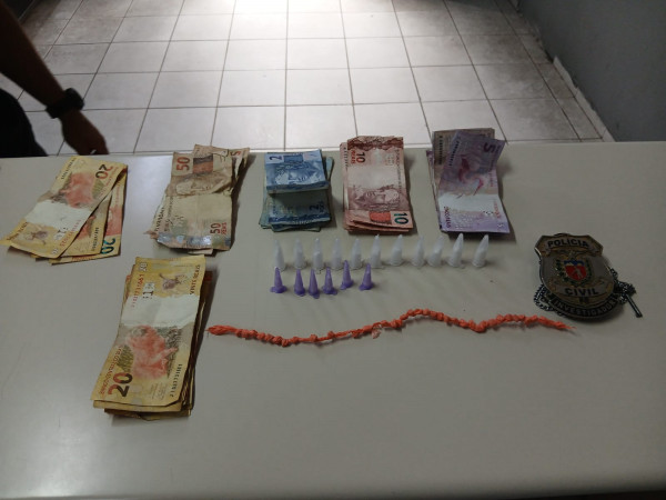 PCPR prende dois homens em flagrante por tráfico de drogas em Colombo