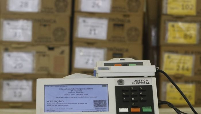 14112020-eleicoes-2020-distribuicao-das-urnas-eletronicas-rio-de-janeiro1639