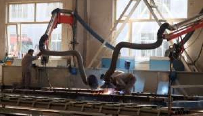 2024-06-03T103224Z_1_LYNXMPEK520FZ_RTROPTP_4_CHINA-ECONOMY-PMI