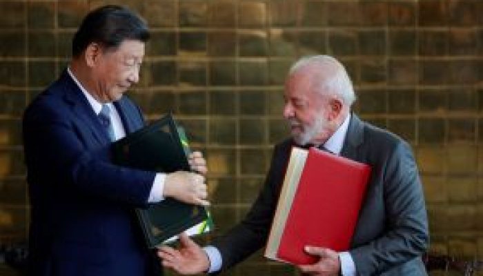 2024-11-20T154812Z_1_LYNXMPEKAJ0NL_RTROPTP_4_BRAZIL-CHINA-red