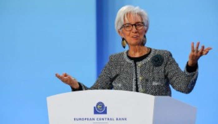 2025-01-22T092744Z_182056773_RC2QNBATCFO0_RTRMADP_3_ECB-POLICY-KNOT