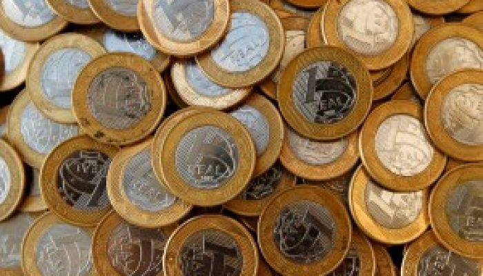 2025-04-15T133112Z_1_LYNXMPEL3E0LZ_RTROPTP_4_BRAZIL