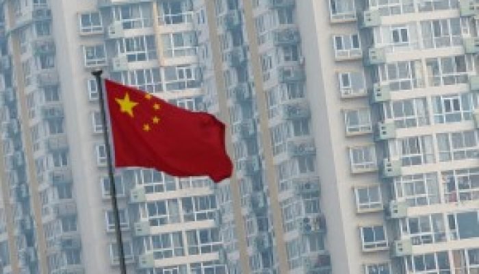 2025-05-18T155836Z_1_LYNXMPEL4H0D6_RTROPTP_4_CHINA-PARLIAMENT-ECONOMY