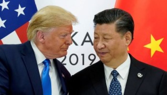 2025-06-05T125959Z_1_LYNXNPEL540MU_RTROPTP_4_CHINA-EUA-XI-TRUMP
