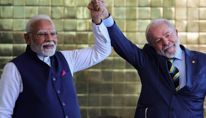 Narendra Modi e Luiz Inácio Lula da Silva em 8 de julho de 2025 — Foto: Narendra