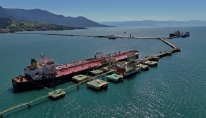 2026-04-17T201026Z_1_LYNXMPEM3G1AN_RTROPTP_4_BRAZIL-PETROBRAS