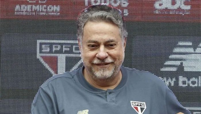 Foto: Rubens Chiri / São PauloCasares sofre impeachment e deixa a presidência do