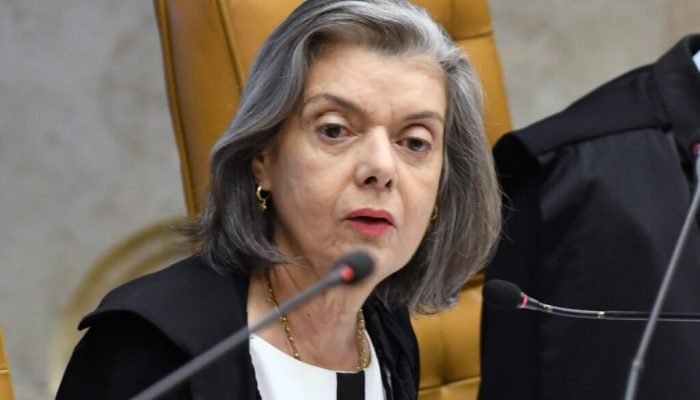Ministra Cármen Lúcia na sessão plenária. — Foto: Ministra Cármen Lúcia na sessã