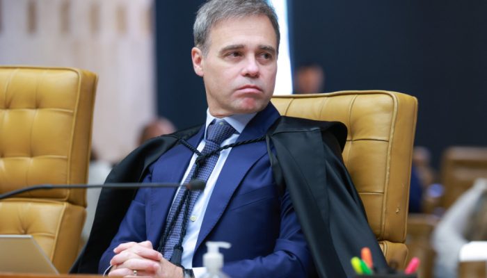 O ministro André Mendonça em encontro com autoridades da Polícia Federal. — Foto