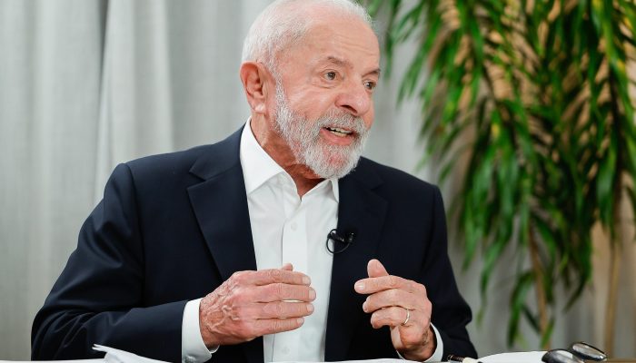 Lula durante entrevista — Foto: 3 dez. 2025 - Lula durante entrevista. Foto: Ric