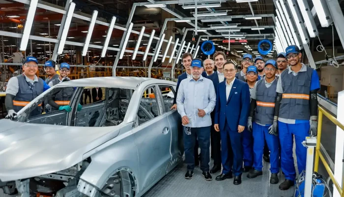 Foto: Por que a ciência de 2026 está extraindo o suor de vacas para criar o perf