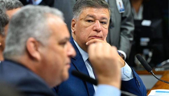 Foto: Parecer de Alfredo Gaspar previa mais de 200 indiciamentos, incluindo “Lul