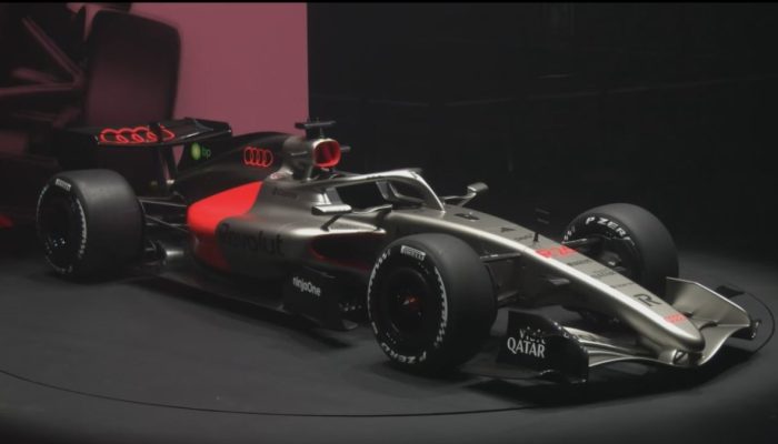 Foto: Reprodução/XPintura do R26 da Audi é predominantemente prata, com detalhes