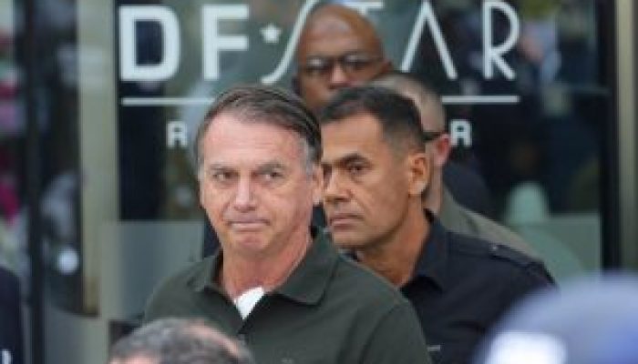 Bolsonaro-3-300x200-1