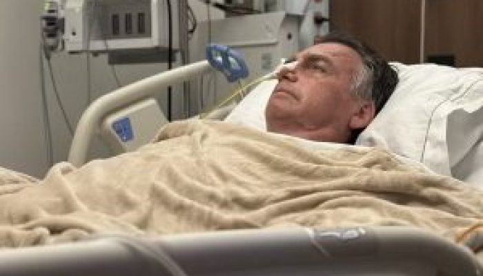 Bolsonaro-UTI-26-300x211-1