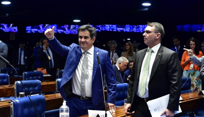 Ciro-Nogueira-e-Flavio-Bolsonaro-escandalo-Banco-Master