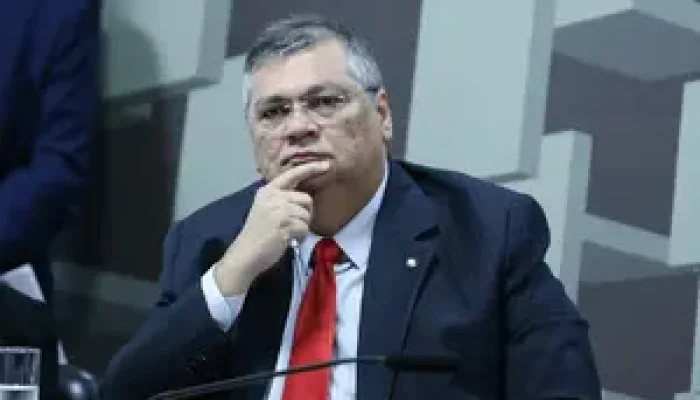 Dino-Mendonca-STF-300x179.jpeg