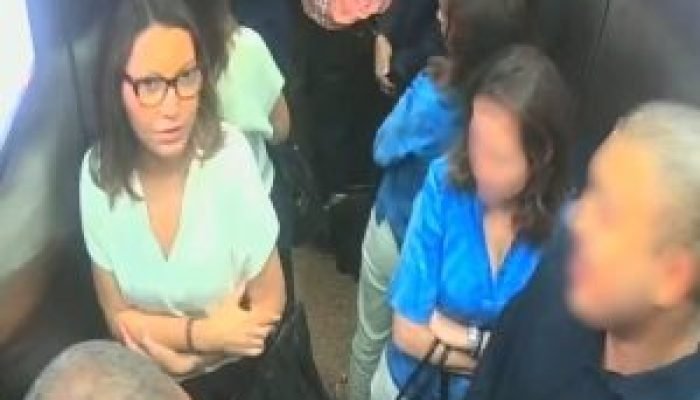 Janja-visita-apartamento-no-RJ-300x219-1