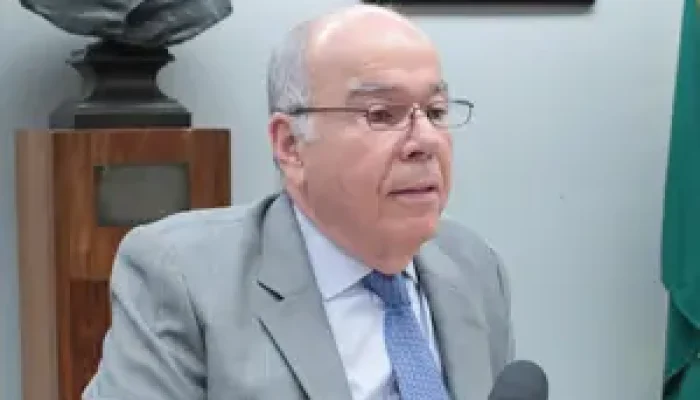Mauro-Vieira-na-Credn-300x185.jpg