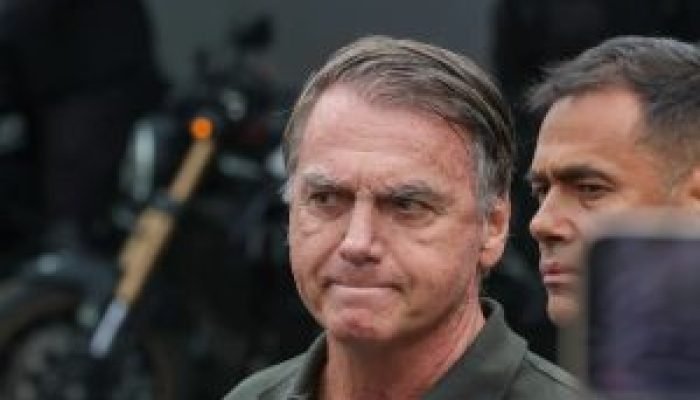 Militar-Bolsonaro-300x179-1