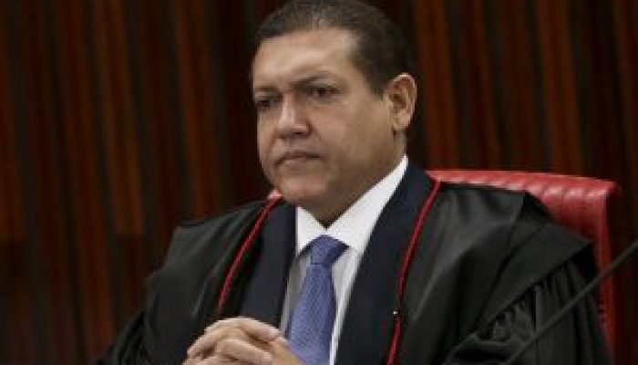 Nunes-Marques-300x200-1
