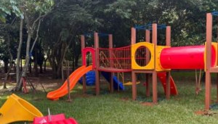 Parque-de-diversao-em-alusao-a-materia-sobre-a-crianca-baleada-na-Coreia-do-Sul-300x183-1