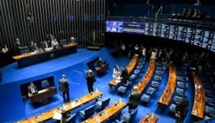 Senado-1-300x200-1