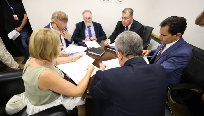 TLNpOJP8QcU8XJt0Rhy0yMrGmuCKEHtT5XkHbECB