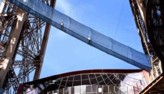 Torre-Eiffel-300x158-1