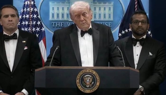 Trump-em-coletiva-de-imprensa-apos-ataque-a-tiros-em-jantar-de-gala-nos-EUA-