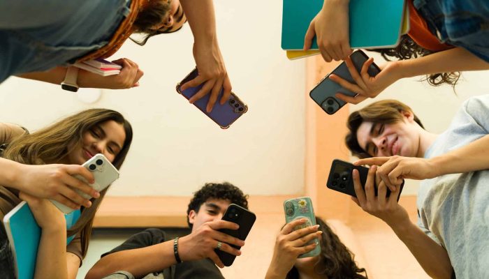 Meta removeu mais de 500 mil contas de crianças na Austrália — Foto: (Imagem: an