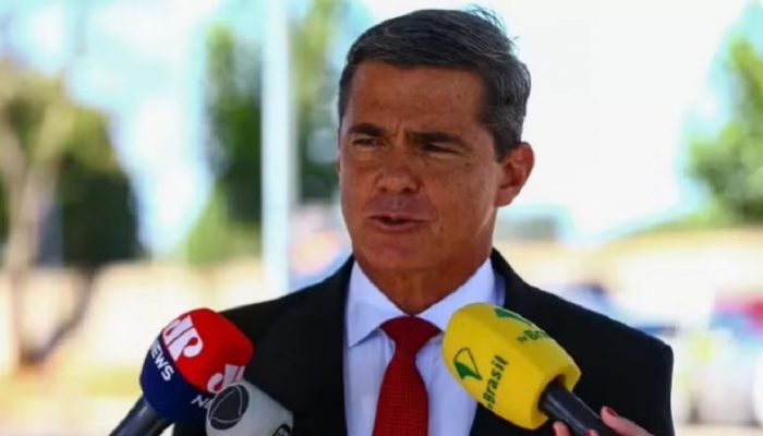 General condenado cumpre pena em unidade militar — Foto: Carregando