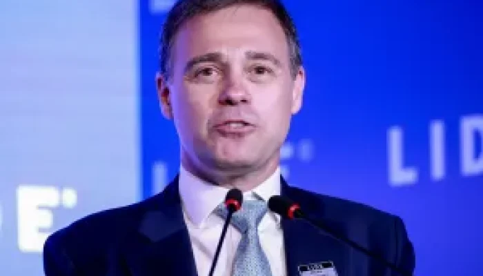 andre-mendonca-300x200.jpg