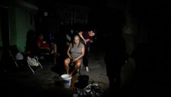 apagao-em-cuba-colapso-de-energia-eletrica-na-ilha-caribenha-comunista-reuters-300x170-1