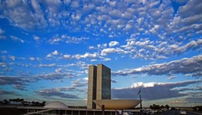 brasilia_congresso_nuvens_e_0416202217_2