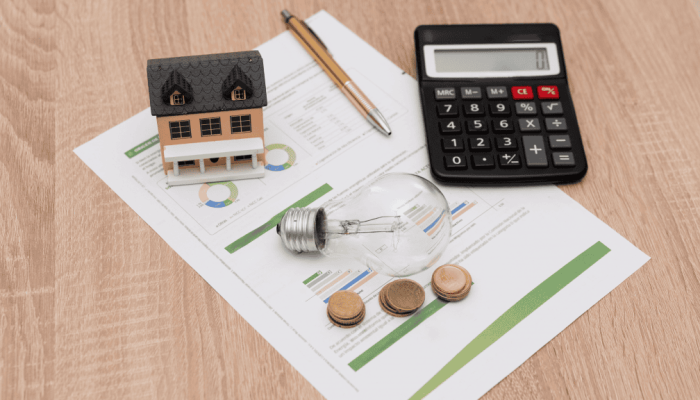 Conta de luz em cima da mesa — Foto: Conta de luz em cima da mesa (Reprodução: @