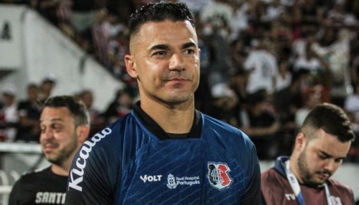 felipe-alves-santa-cruz-ex-athletico-parana-clube