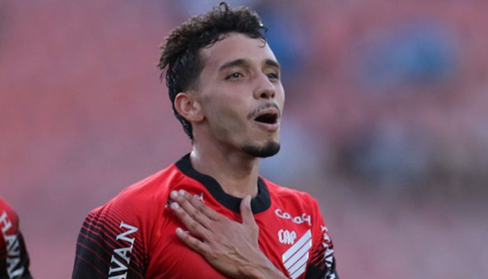 felipe-chiqueti-athletico