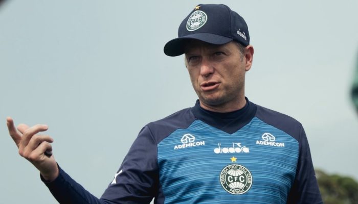 fernando-seabra-tecnico-coritiba-treinos