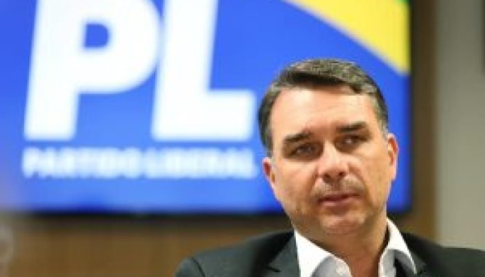 flavio-bolsonaro-300x200-1