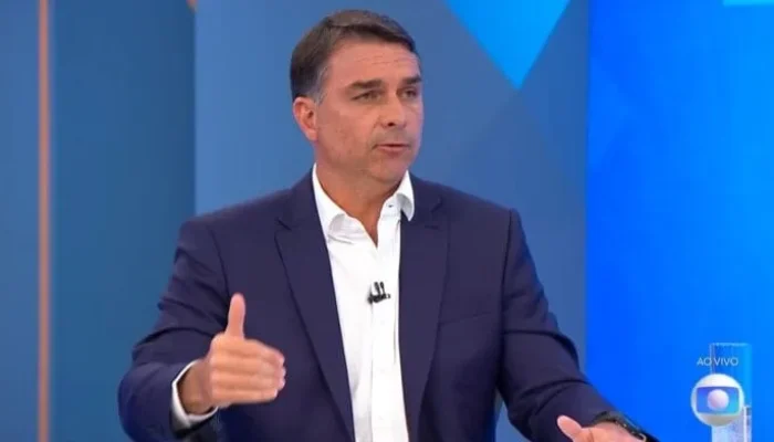 flavio-bolsonaro-6-696x392006692760202608291323.webp.webp