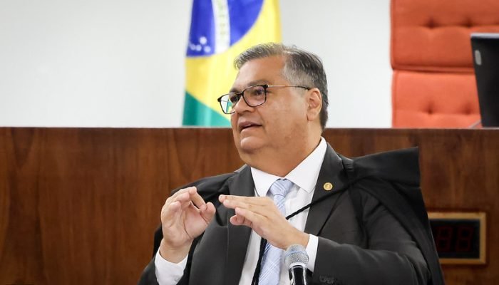flavio-dino-bandeira-creditostf