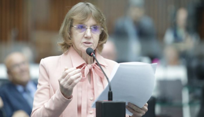 fwr8bY6r4YrsbDWudfKpy2hz7FI3jNxdTJyDsTTv