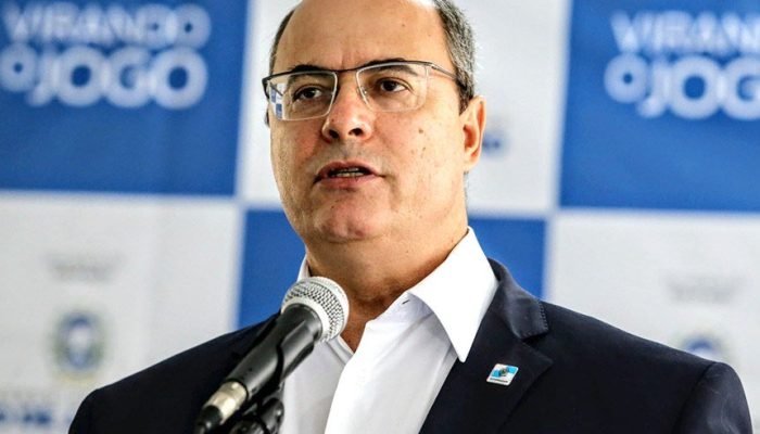 Durante o anúncio, Witzel adotou um discurso de retomada política. — Foto: Duran