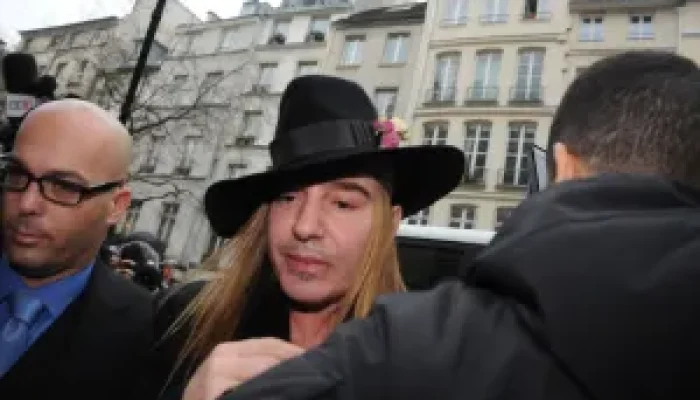 john-galliano-300x200.jpg